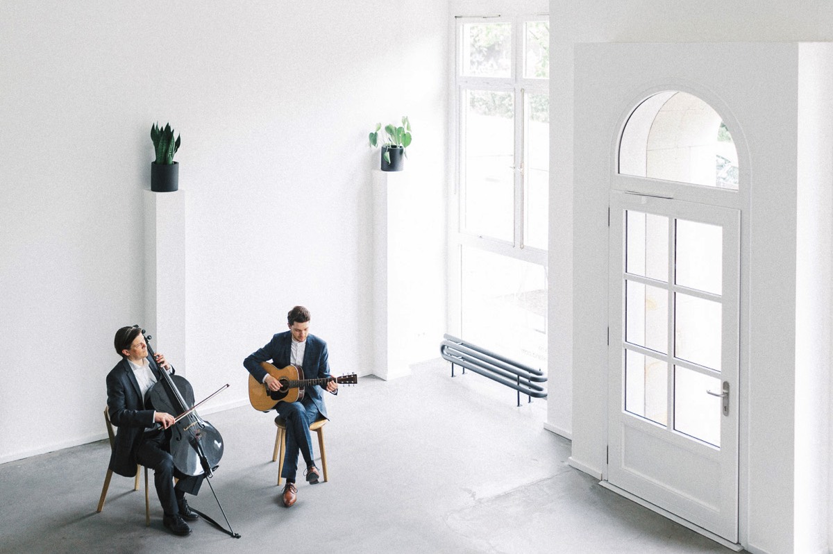 Eine Band spielt Live Musik auf einer Hochzeit in Hamburg